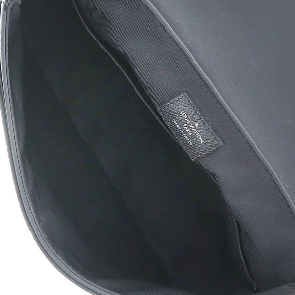 Louis Vuitton District PM Shoulder Bag - Picture 6 of 6